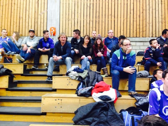 Zahlreiche Vesalen unterstützten unsere A-Jugend beim Turnier in Plaidt.